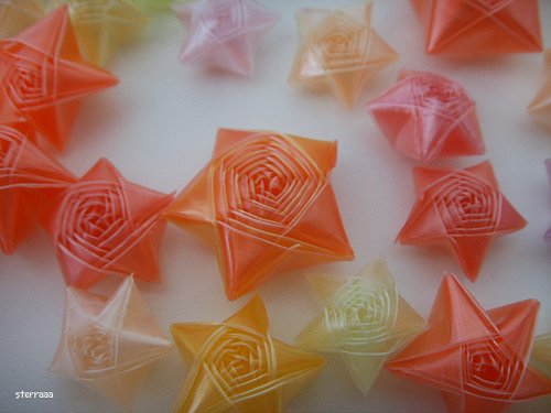Звёздочка счастья в технике оригами